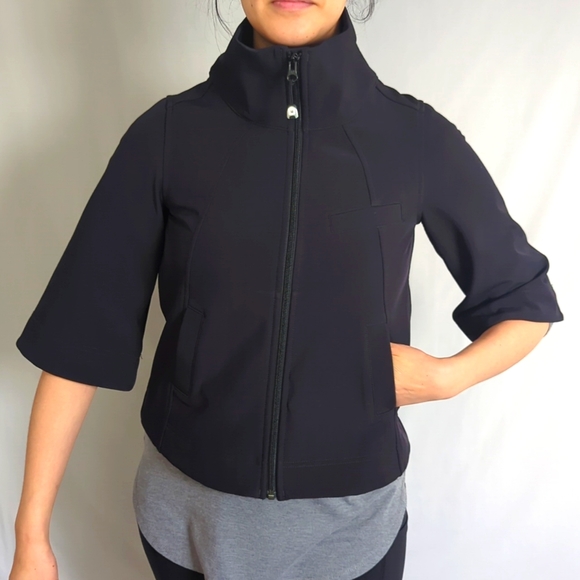 lululemon athletica Jackets & Blazers - LULULEMON cropped jacket | size 4